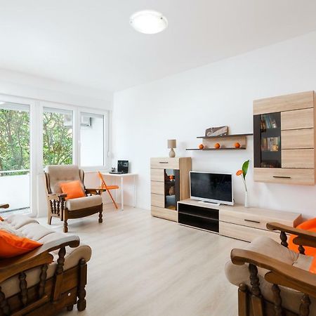 Botun Apartman Free Parking พูลา ภายนอก รูปภาพ