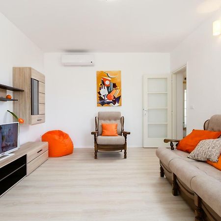 Botun Apartman Free Parking พูลา ภายนอก รูปภาพ